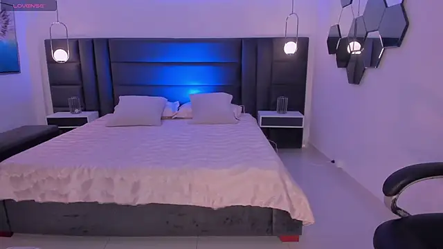 BiancaPierce online show from November 6, 12:33 pm