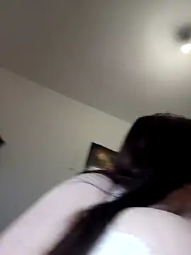 Sexycurvyemilyy online show from March 6, 9:43 pm