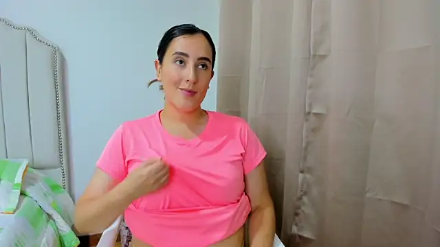 Hanna86 online show from September 26, 12:30 am