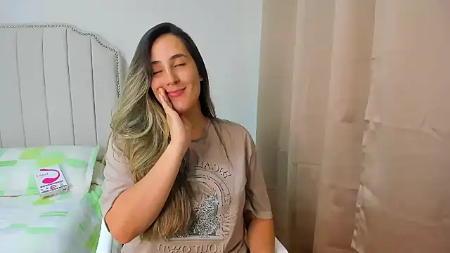 Hanna86 online show from September 22, 11:25 pm