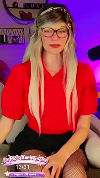 Kittychatte online show from April 16, 1:44 pm