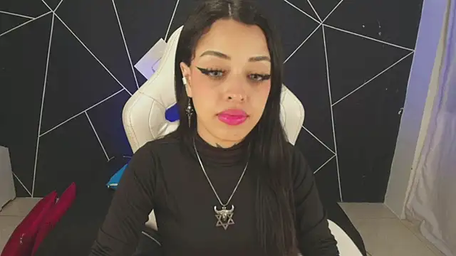 farichell online show from September 25, 9:23 pm