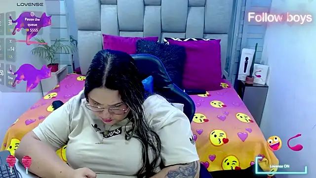 evelin zaens online show from February 1, 4:33 am