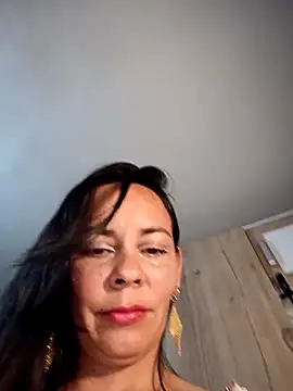 johannatb online show from April 15, 2:45 am