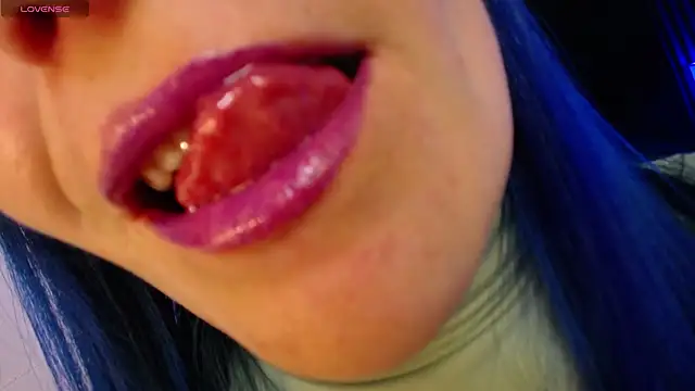 alicia moom online show from September 10, 7:25 pm