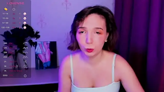 KindHazelHere  online show from October 25, 8:22 am