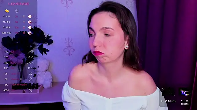 KindHazelHere  online show from February 20, 6:37 am