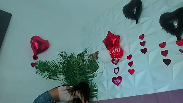 Hellen Sky online show from March 2, 7:09 pm