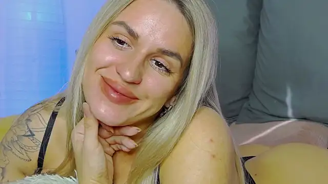 SofiJames online show from October 23, 7:03 am