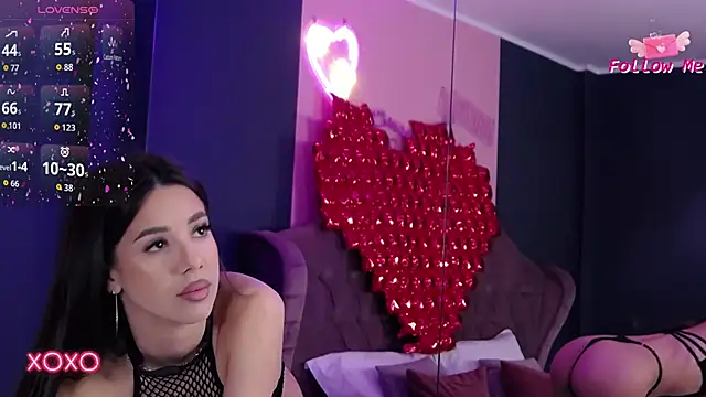 LaraKent online show from March 4, 8:37 pm