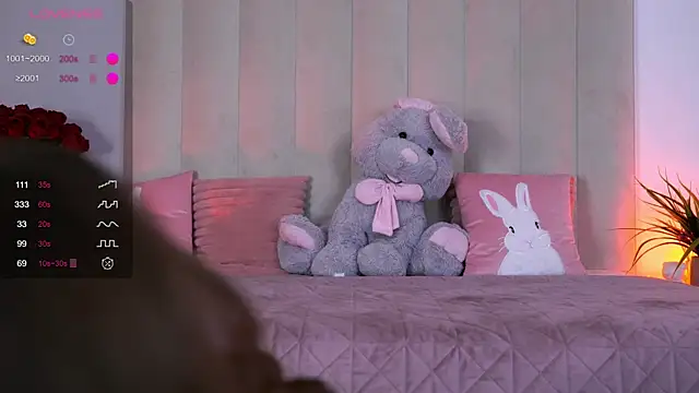 fallinginlive online show from April 8, 6:54 pm