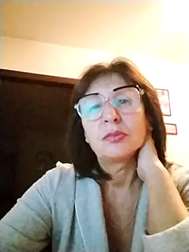 AlbinaXPretty online show from September 30, 5:29 pm