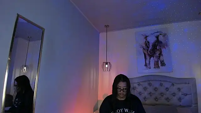 ayshel   online show from March 4, 7:59 am