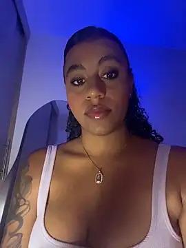 charlotteeruss online show from April 21, 2:48 am