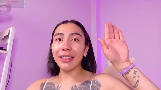 Snapshot of emma_rouse69 chatting on September 10, 3:12 pm emma rouse69 online show from September 10, 3:12 pm