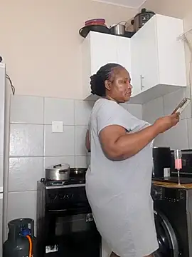 Bootyliciousbbw12 online show from October 18, 2:31 pm