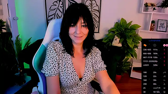 Snapshot of _Kelly__ chatting on September 13, 10:56 am  Kelly   online show from September 13, 10:56 am