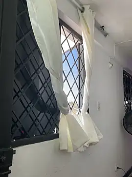 Alahia Rodriguez online show from September 13, 8:06 pm