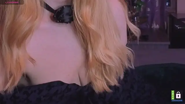 paulathesweet online show from April 16, 11:29 pm