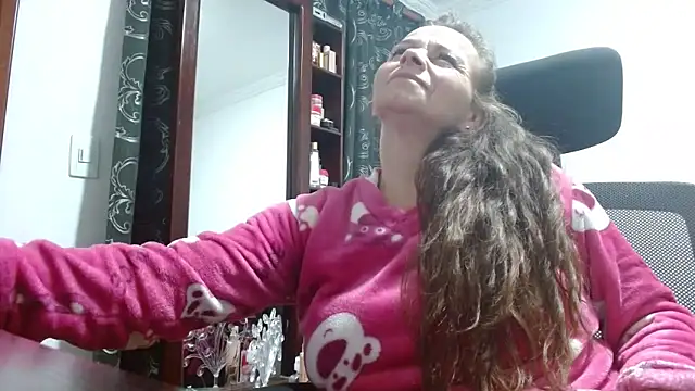 asleycavta online show from October 16, 2:03 am