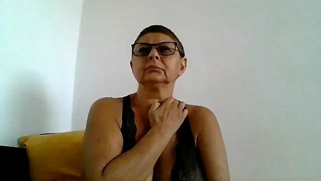 roseblak42 online show from September 20, 3:21 pm