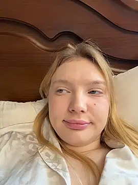 AmmyHot online show from February 4, 6:49 am