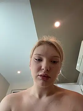 AmmyHot online show from March 30, 3:06 am