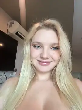 AmmyHot online show from April 22, 5:04 am