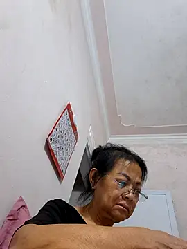 Hotestlove online show from September 9, 1:44 pm