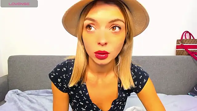  ellen meow  online show from October 19, 6:32 pm