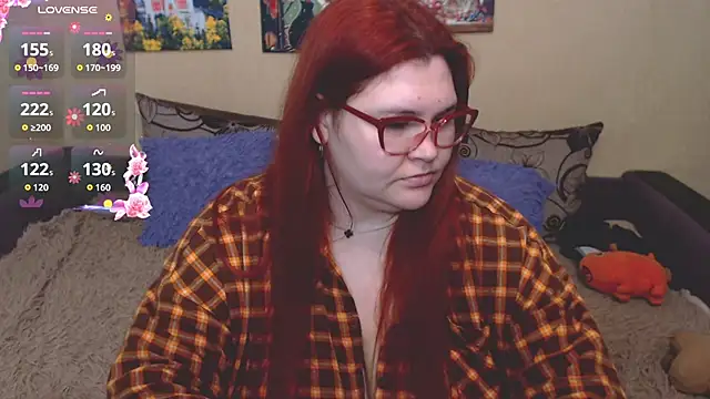 JuliaKeln online show from March 31, 5:02 pm