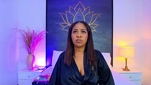 AlisonTravis online show from March 18, 3:39 pm