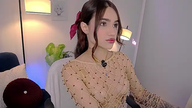 AllieEvans online show from April 9, 9:31 pm