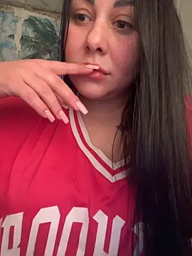 DaisyStreet online show from November 13, 8:08 pm