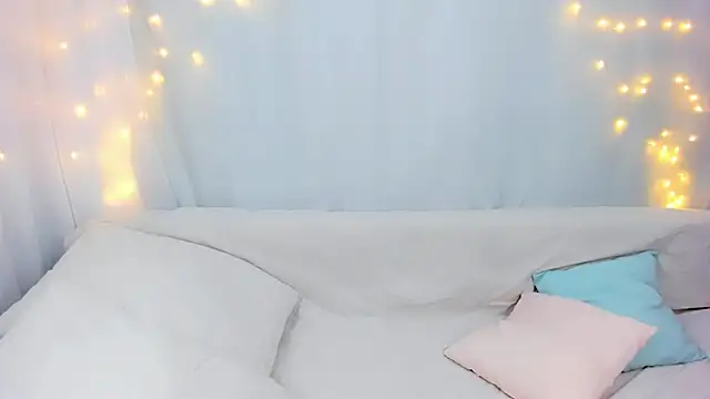 Lily Daviss online show from February 26, 10:36 am