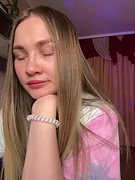 AmeliaAllem online show from March 7, 2:57 pm