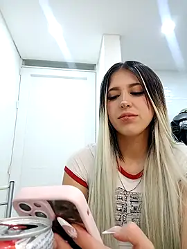 eva-2023 online show from November 29, 11:42 pm