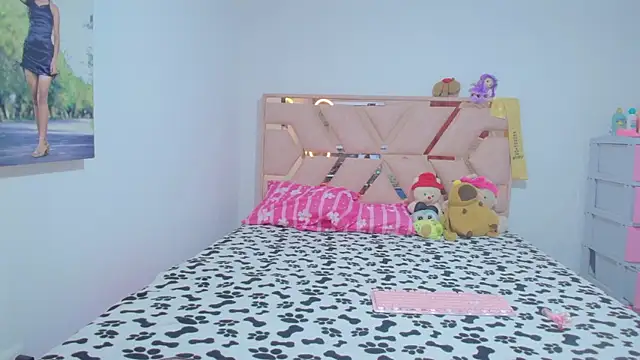 Winnifer Gonzal online show from January 18, 1:46 am