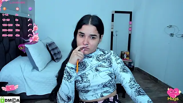 Snapshot of SweetMegan_1 chatting on October 24, 12:23 pm SweetMegan 1 online show from October 24, 12:23 pm