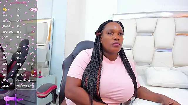 kasandra smith  online show from October 1, 9:53 pm