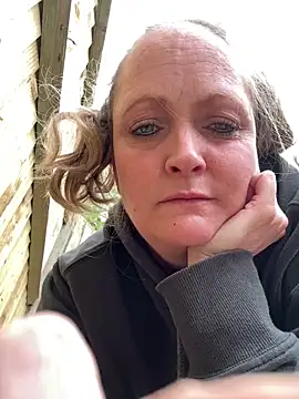 HoneyBluex online show from April 21, 12:12 pm