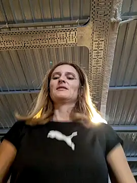 Miroslava17 online show from November 12, 1:31 pm