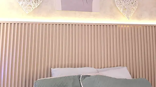 daiana curly online show from February 13, 7:48 pm