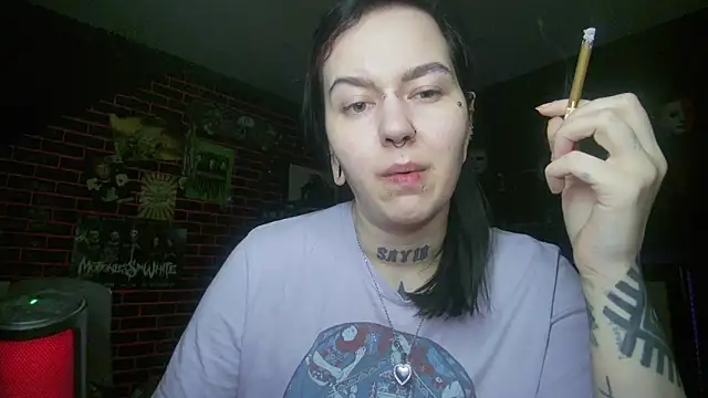 MoorderxDoll online show from March 8, 7:40 pm