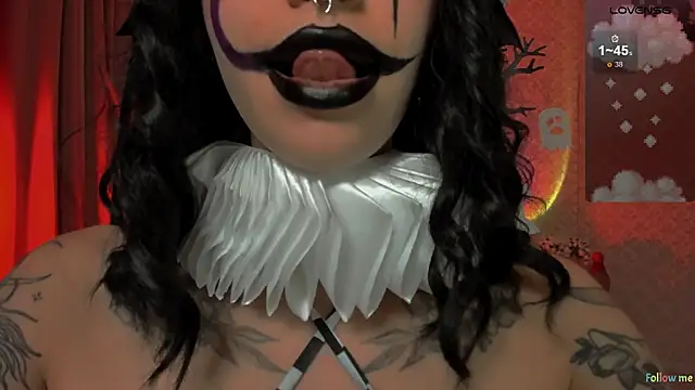 Snapshot of LeylaNoiry chatting on October 23, 3:18 pm LeylaNoiry online show from October 23, 3:18 pm
