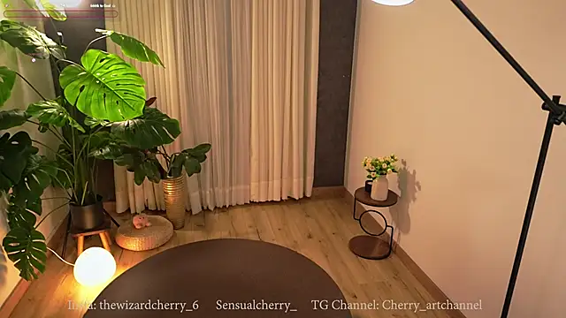 sensualcherry  online show from May 19, 12:50 am