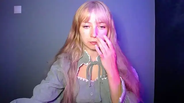 LuciaYoung online show from September 16, 6:16 pm