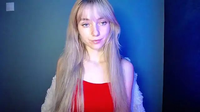 LuciaYoung online show from November 15, 7:59 pm