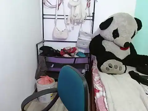  annie rosse online show from October 10, 8:36 pm