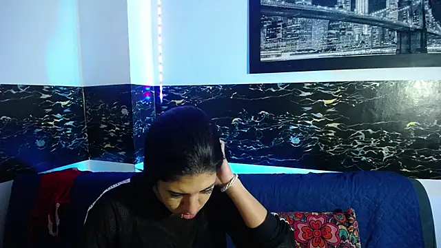 colombianmilf  online show from December 17, 10:58 pm